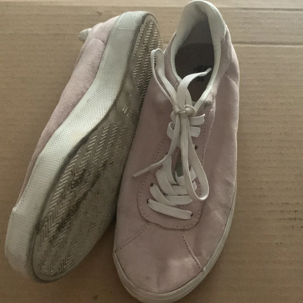 H&M Size 36 light pink Shoes - Picture 2 of 2